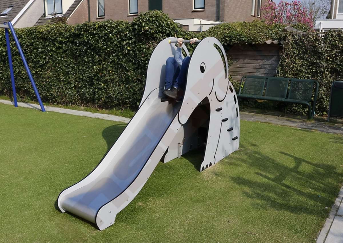 rutsche garten